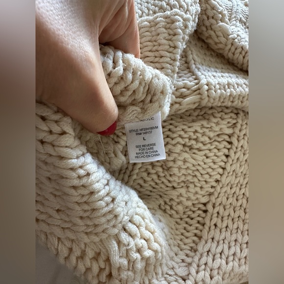 HYFVE Cable Knit Sweater in Cream/Beige - Picture 8 of 8